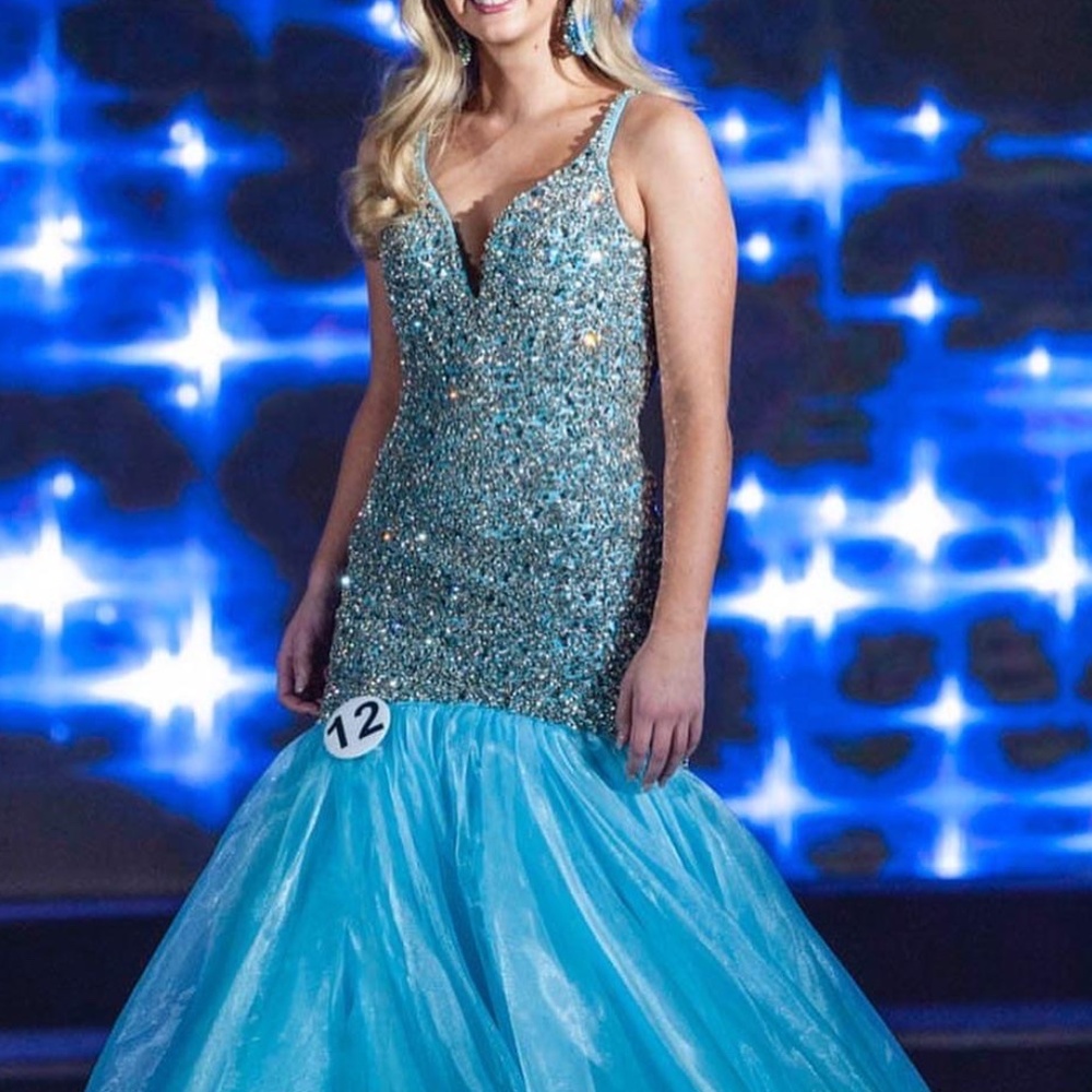 Couture MacDouggal Pageant/ prom dress